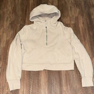 Womens crop lululemon scuba tan/cream hoodie size XS/S‎
